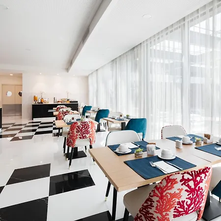 Otel Eurostars 4*